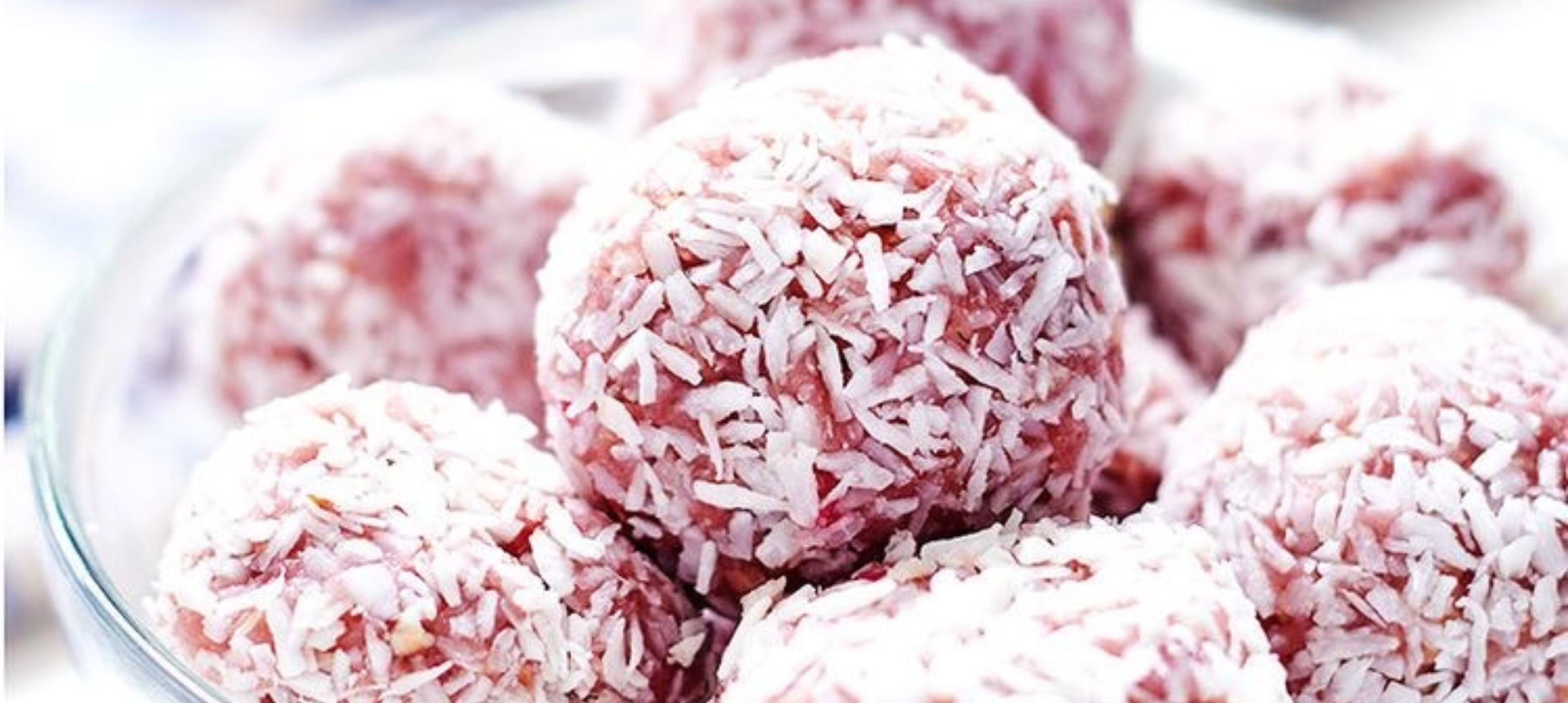 Boules d'énergie au collagène Bend, à la noix de coco et aux framboises