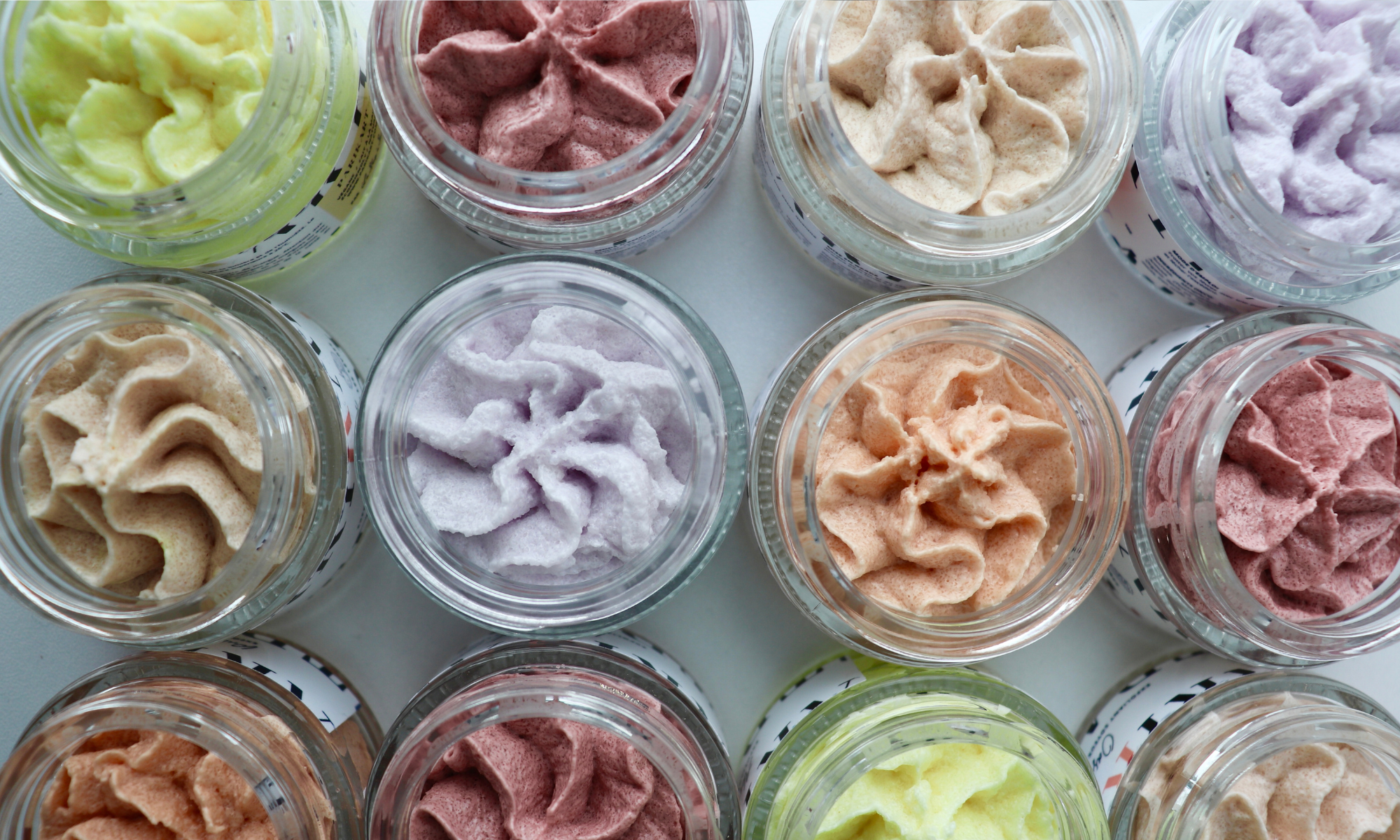 Cinq nouvelles saveurs d'exfoliants à lèvres!
