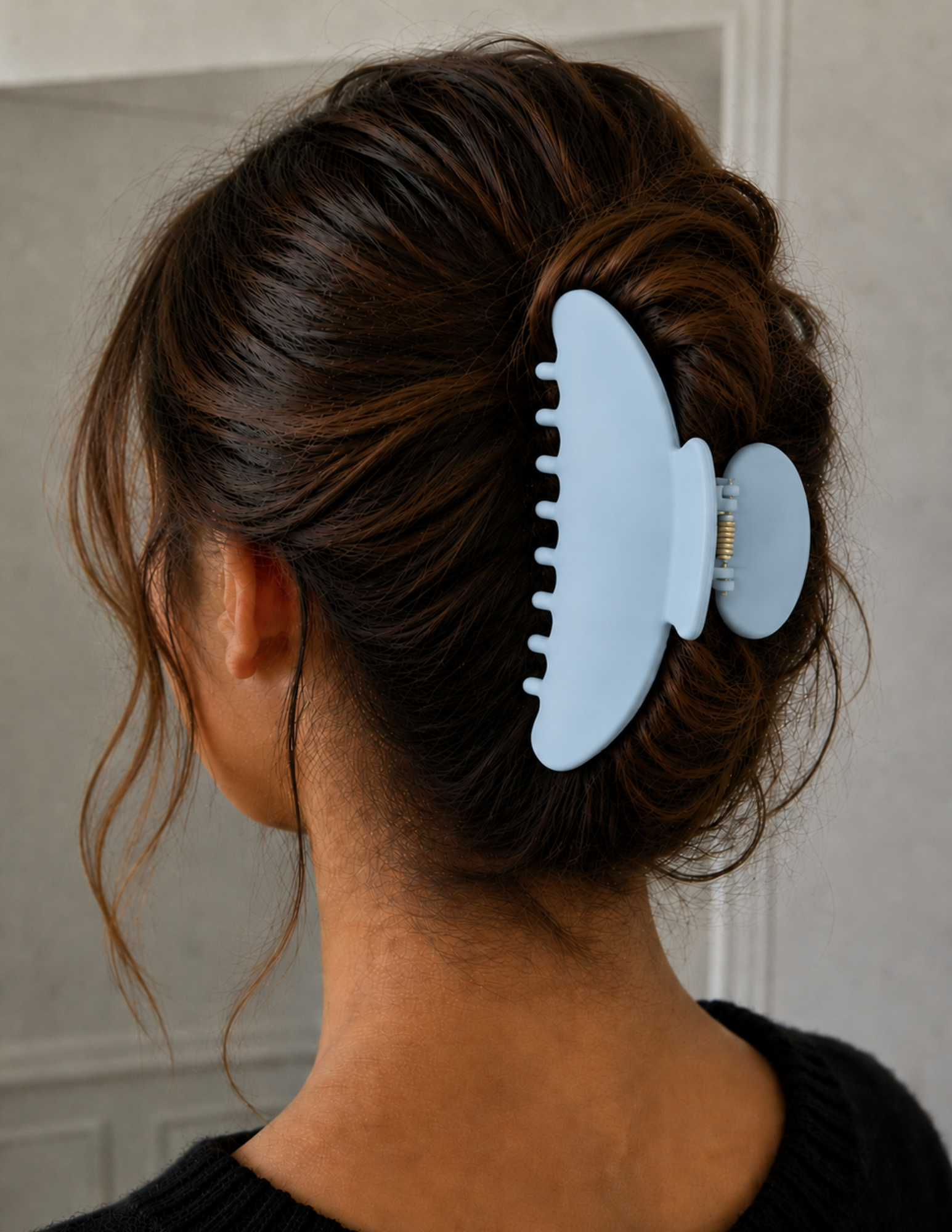 Round hair clip - Pastel blue