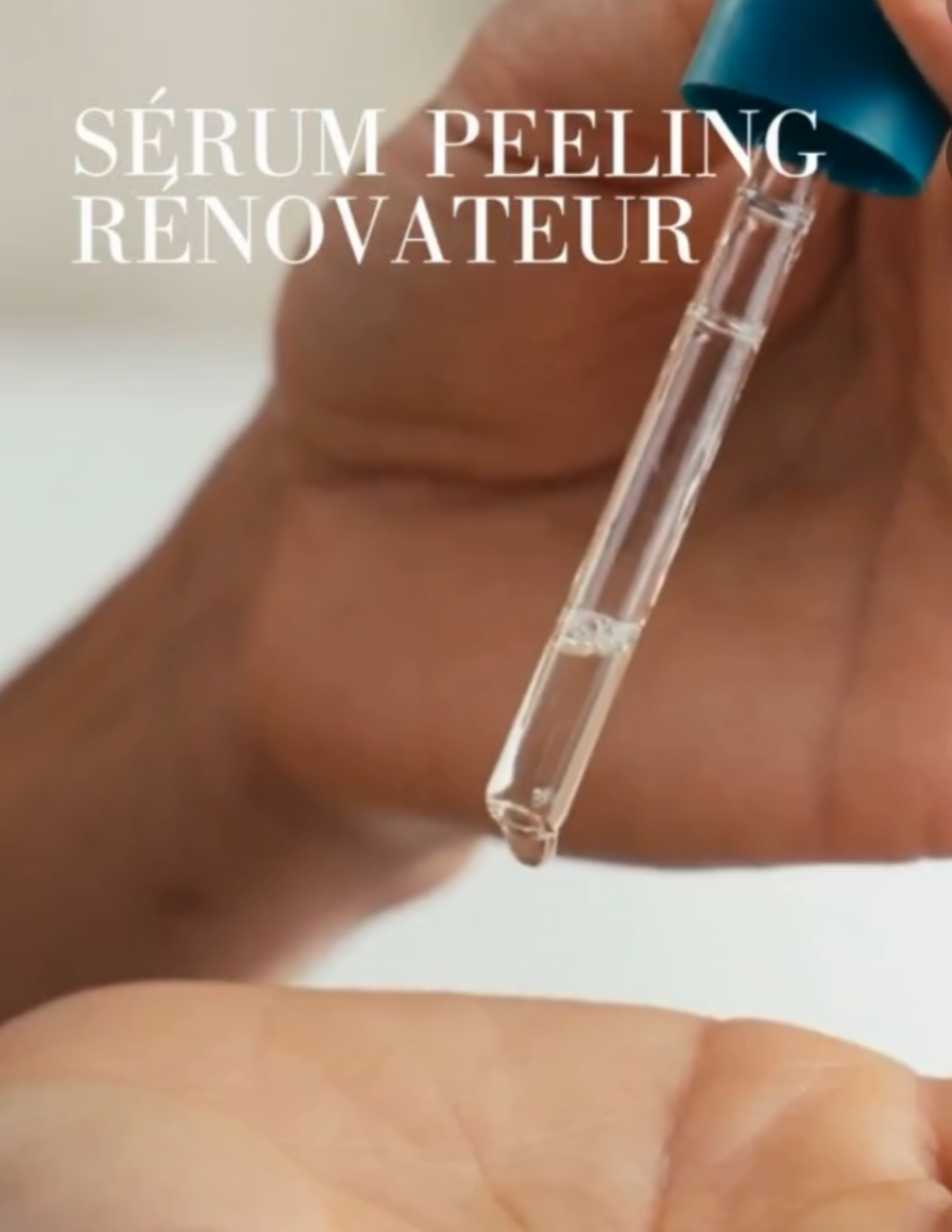 Sérum peeling rénovateur - Pâte Grise