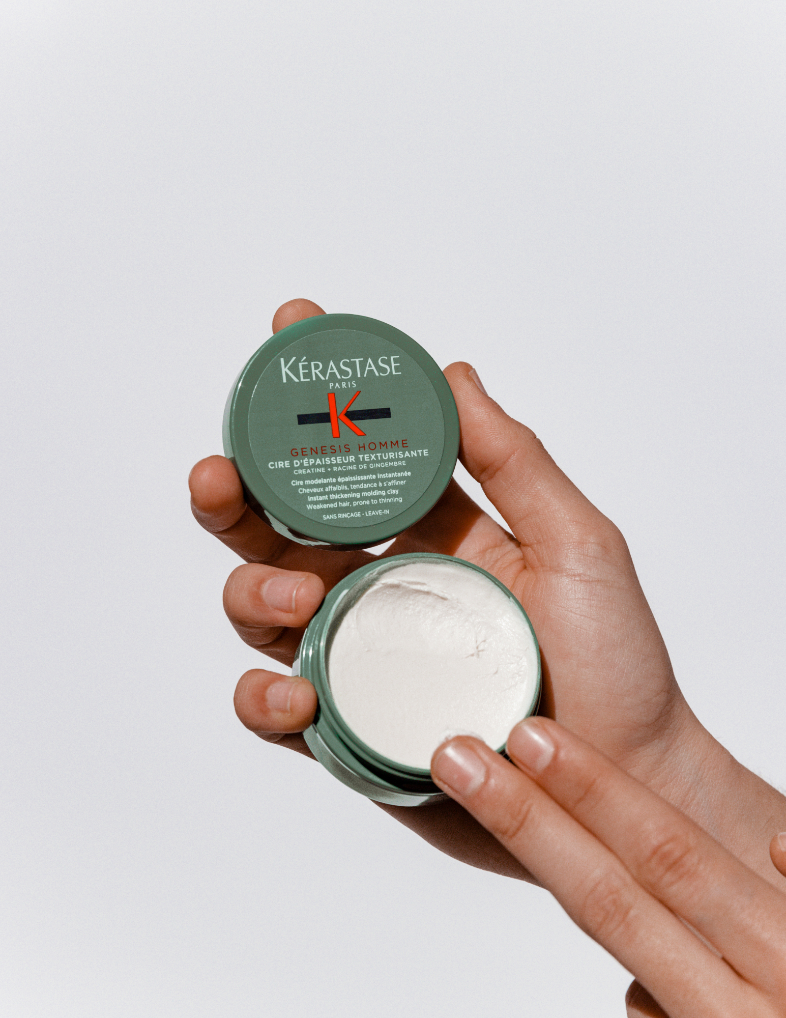 Kérastase Genesis Homme : La cire d'épaisseur texturisante est une cire coiffante qui épaissit instantanément les cheveux et permet de les coiffer comme souhaité. Livraison rapide et gratuite dès 50$ - Conseils personnalisés