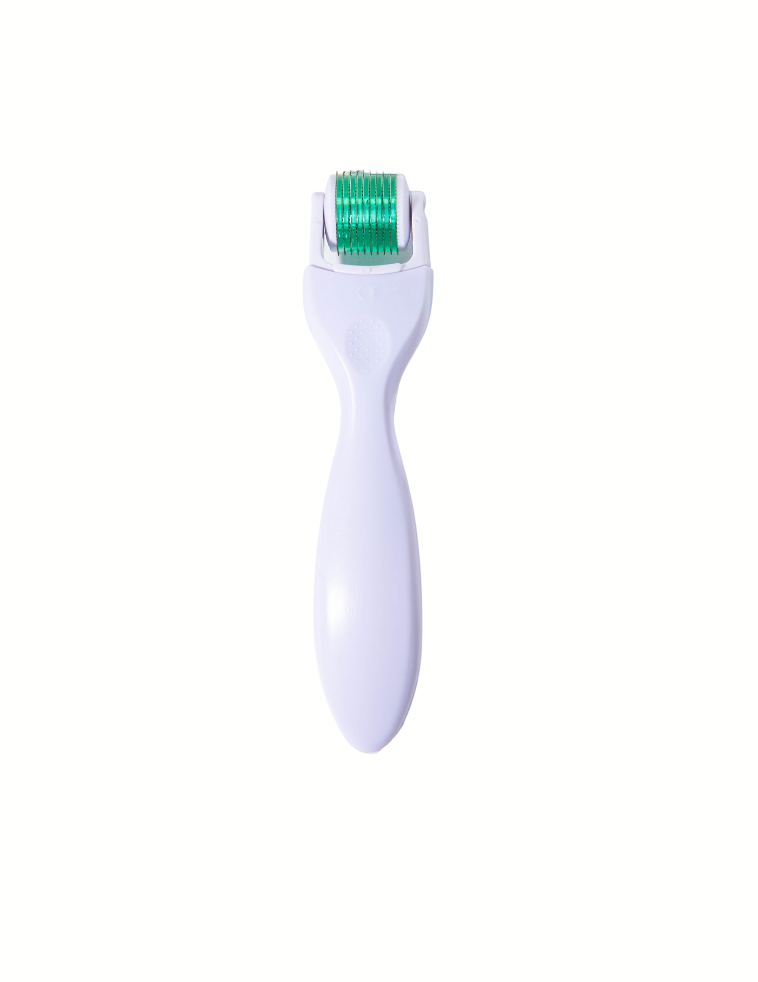 Le dermaroller est un outil de beauté qui crée des micro-perforations afin d'activer la régénération de la peau. Les micro-perforations permettent entre autres de stimuler la production de collagène et d'améliorer la texture de la peau. Livraison rapide et gratuite dès 50$