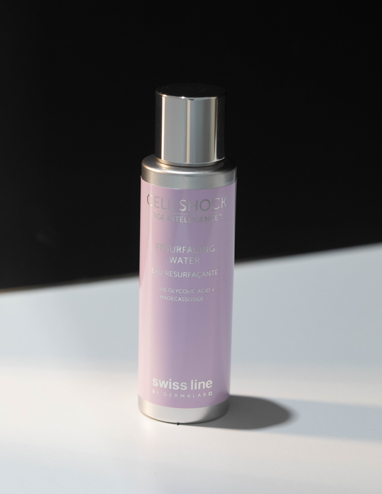 Eau resurfaçante