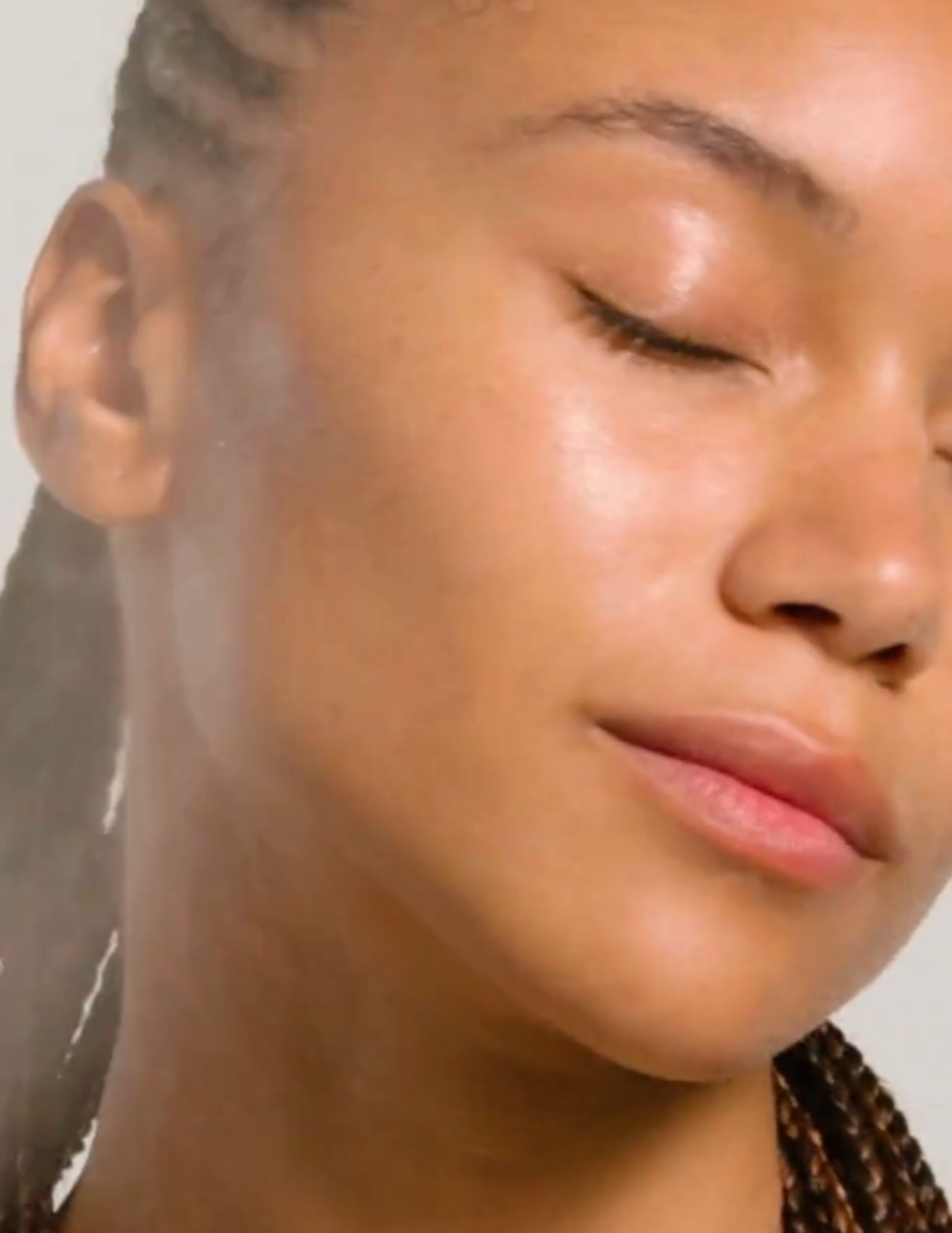 Brume tonique Douceur visage et yeux - Nue - Format voyage